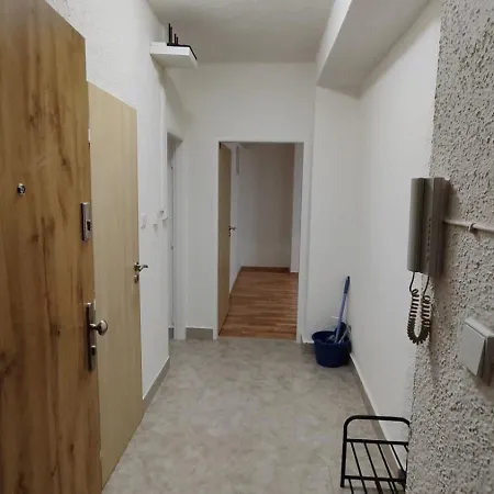 Pro 4 Osoby Pohranicni Straze,