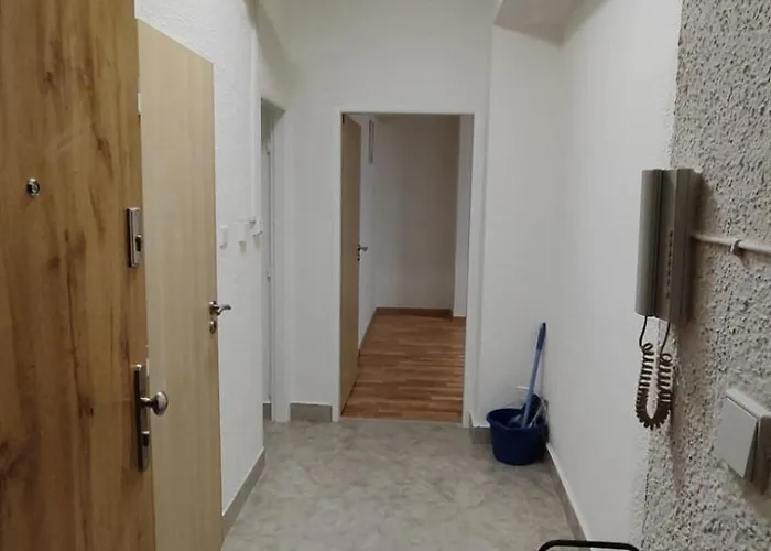 Pro 4 Osoby Pohranicni Straze,